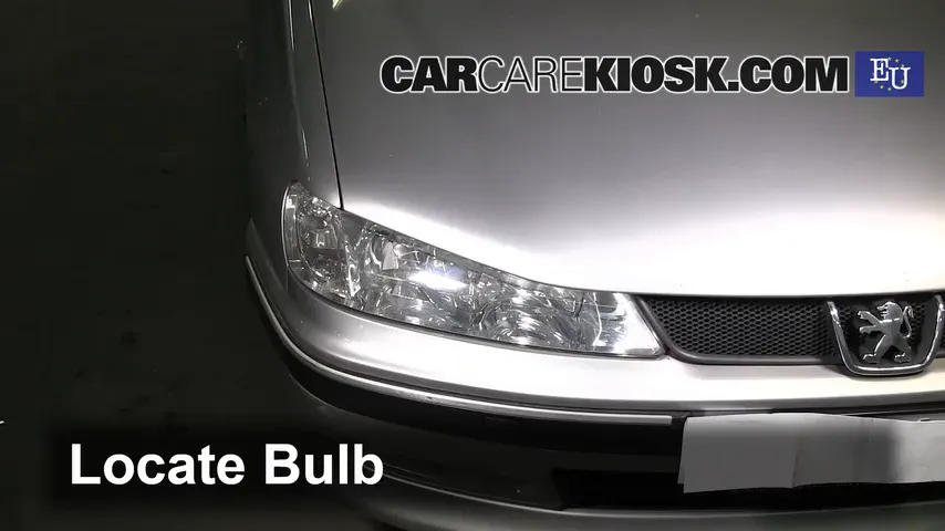 2000 Peugeot 406 LX HDi 2.0L 4 Cyl. Turbo Diesel Éclairage Feux de croisement (remplacer l'ampoule)